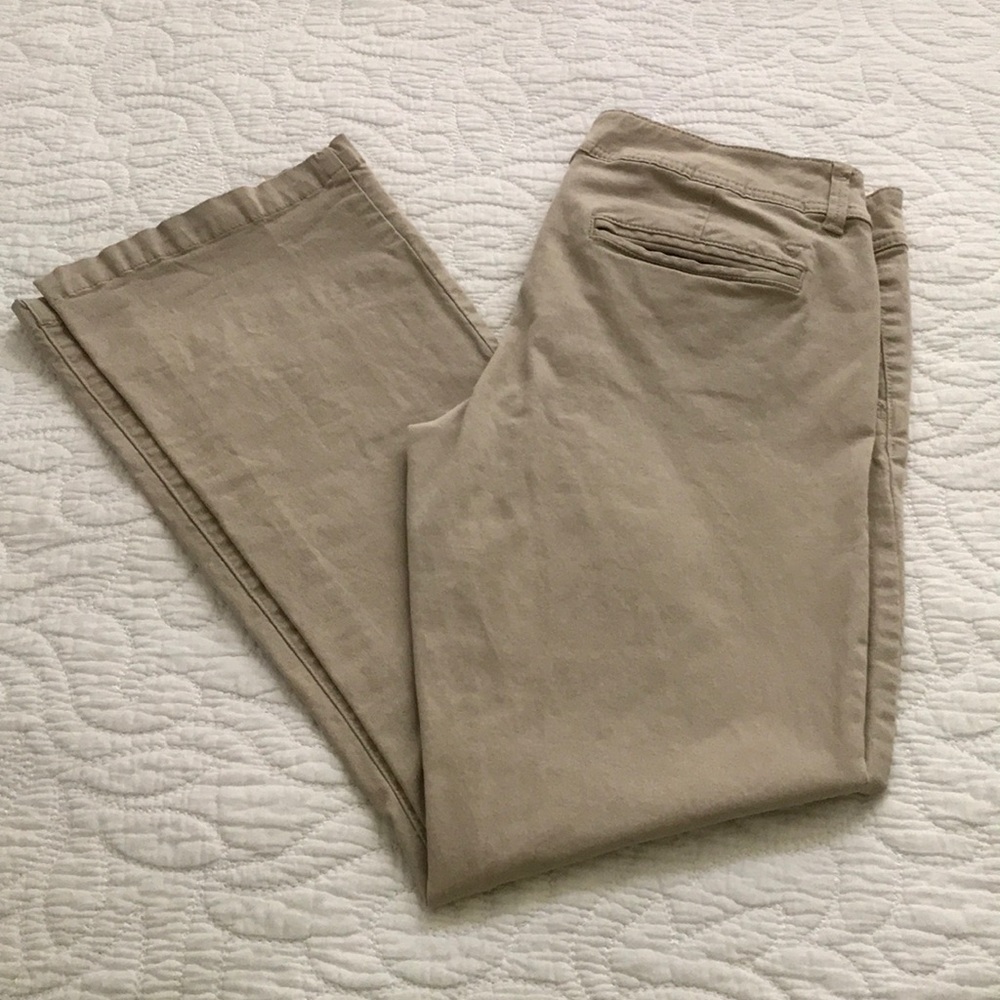 American Eagle Khaki Pants Uniform